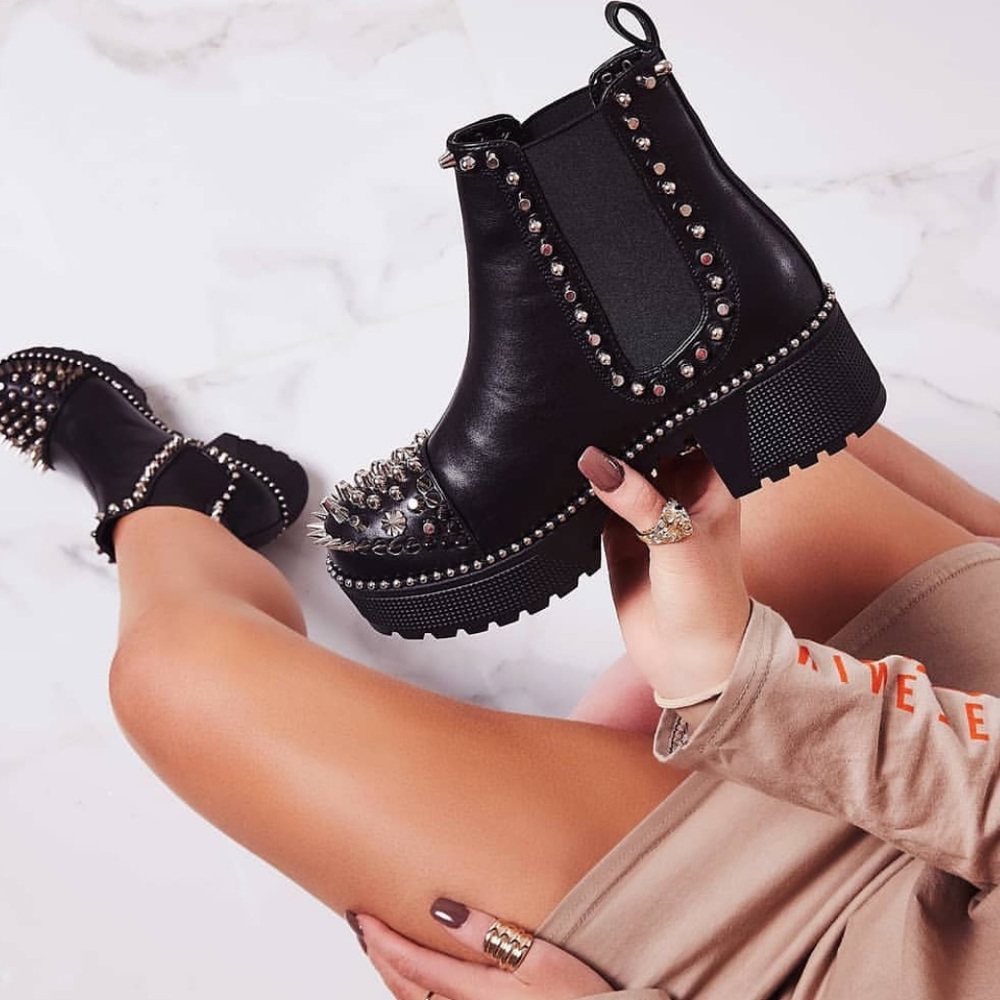 Brand new Fashion Forward boots